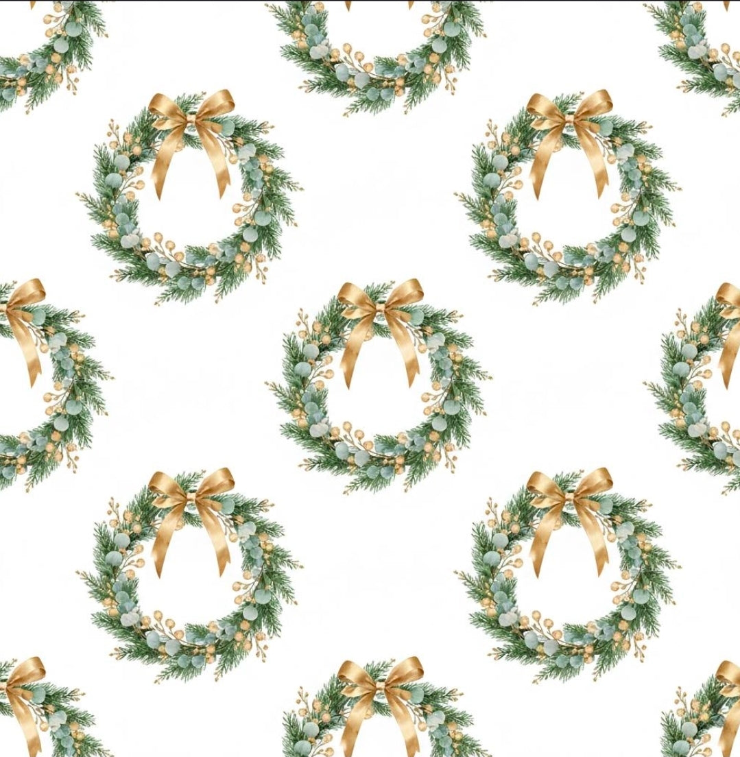 Elegant Gold and Green Christmas Wreaths Wrapping Paper | Luxury Holiday Gift Wrap | Classy Winter Decor Pattern